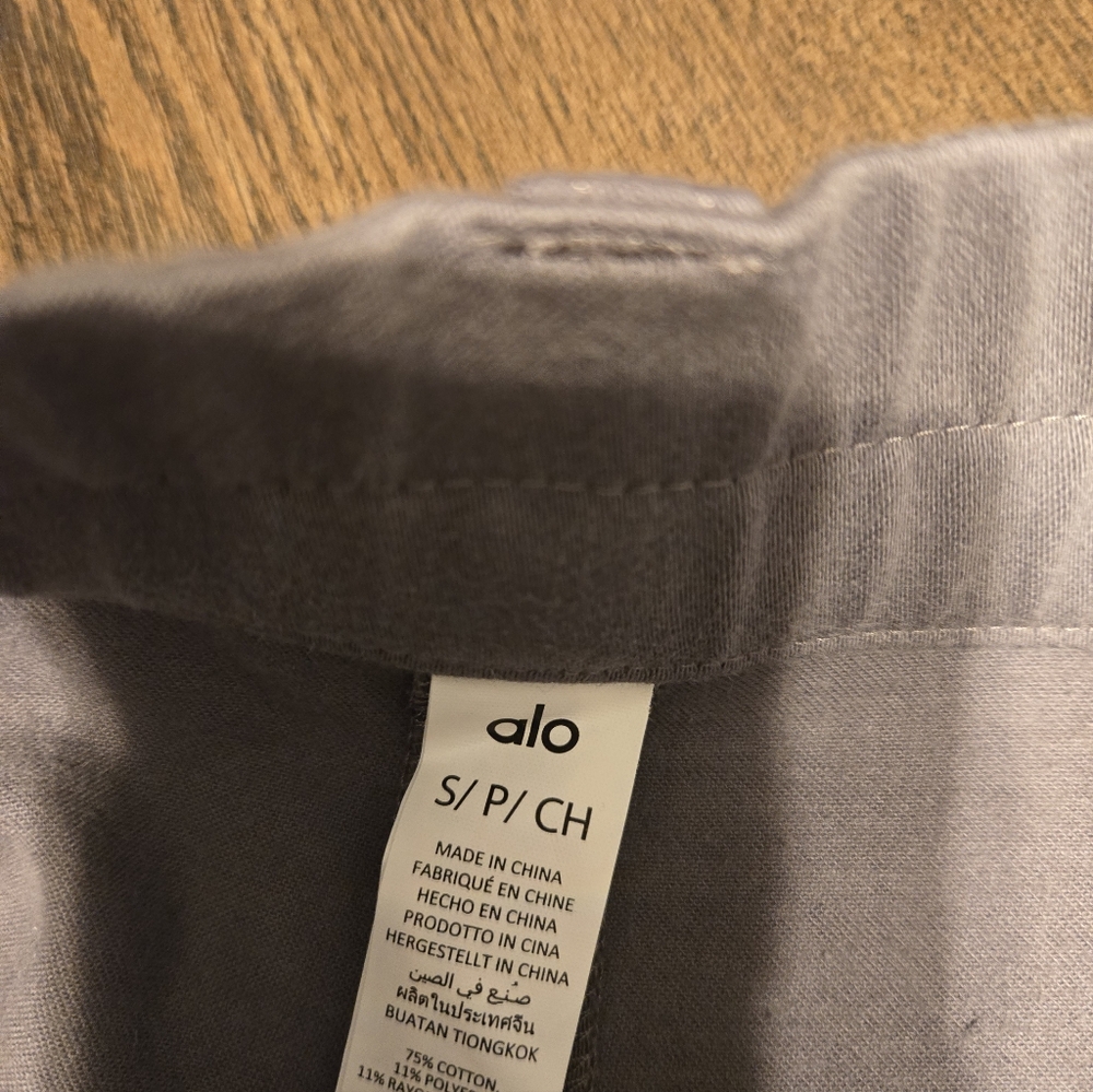 ALO Yoga High-Waist Risk Taker Trouser sz S - Picture 3 of 4